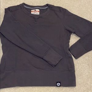 Thick and warm crew neck
